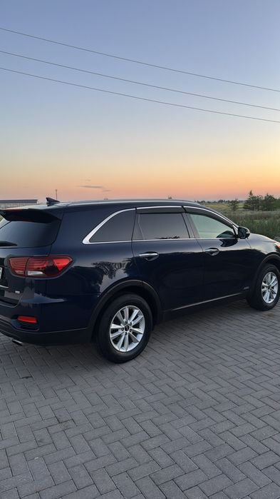 Продам Kia SORENTO