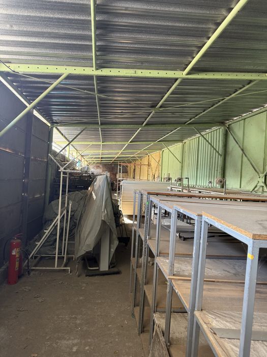 Склад 250 кв.м свободна зона русе.Става и за автосервиз