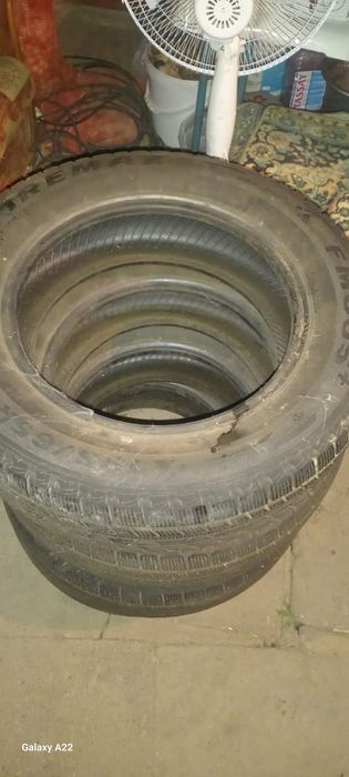 Резина зимняя  195/65/15