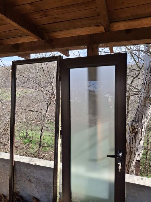 Интериорни врати