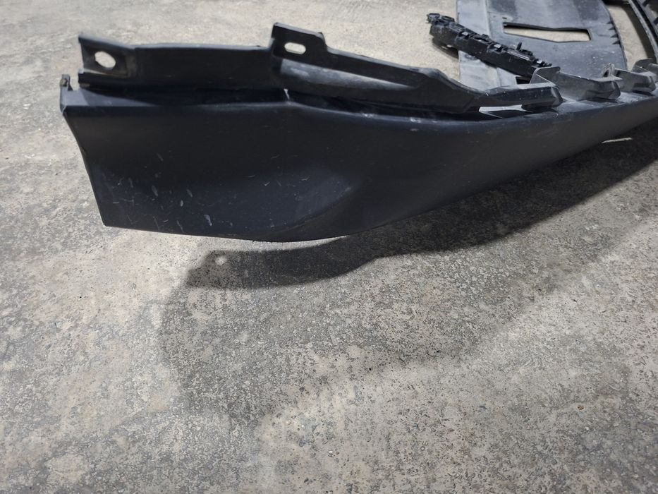 BYD chimpion giprid bamfer va tagidagi plasmas spolleri bilan sotila