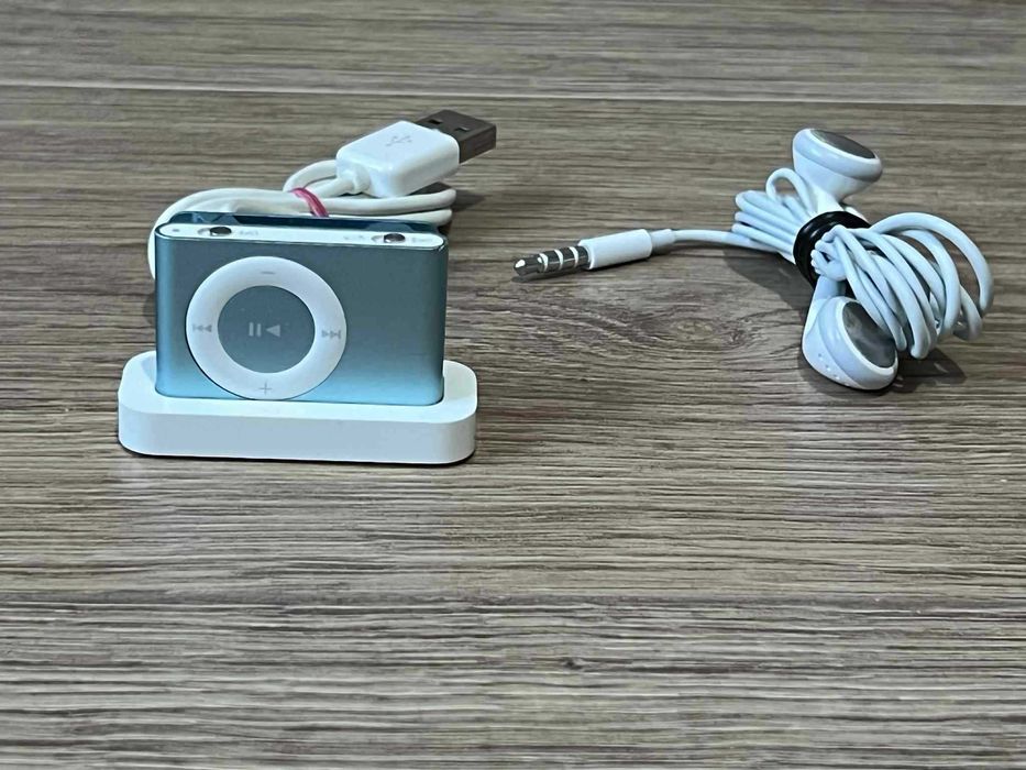 Ipod Shuffle diverse culori cu dock original Apple si casti,stare buna