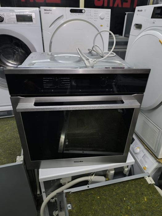 Фурна Miele H 6160 BP с функция пара -Пиролиза.