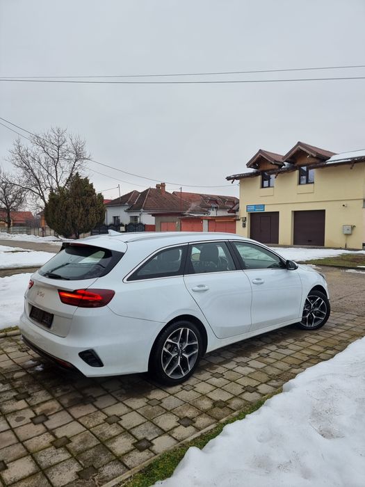 Kia Ceed 2022 cockpit Variante Facelift