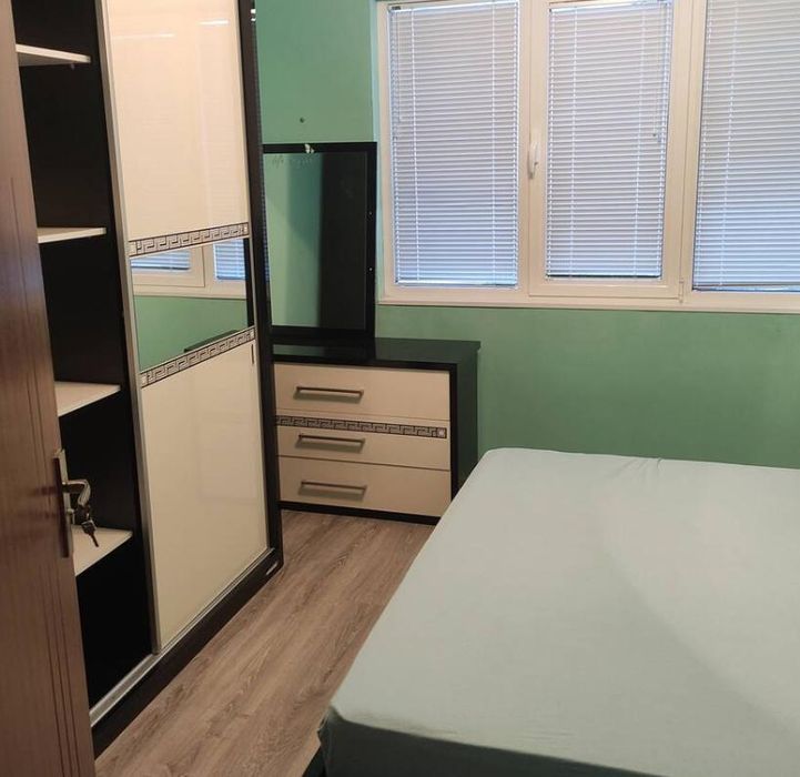 Дава се под наем Тристаен апартамент в Пловдив, Център - 70 кв.м за 688.5 € - Снимка #3