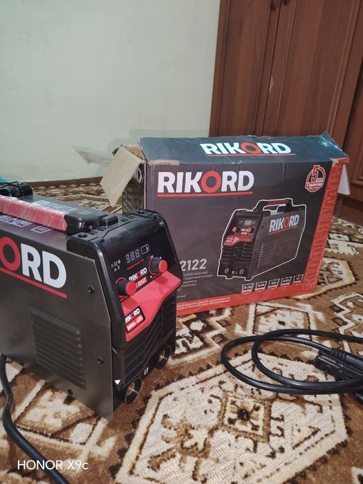 Svarka aparati sotiladi holati yangi