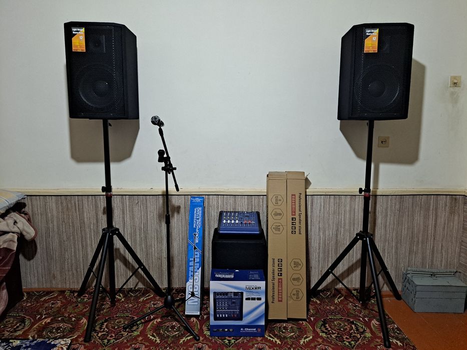 Polni kamplekt yangi karaoke aparatla sotiladi