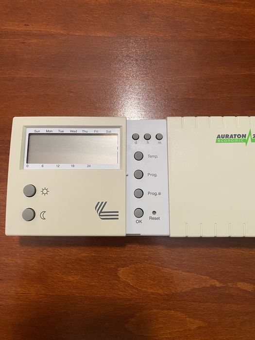 Термостати за подово или парно