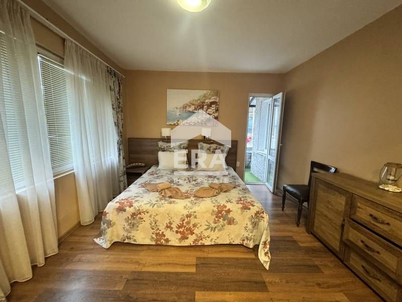 Ексклузивно! Четиристаен апартамент за продажба на ул."Княз Батенберг"