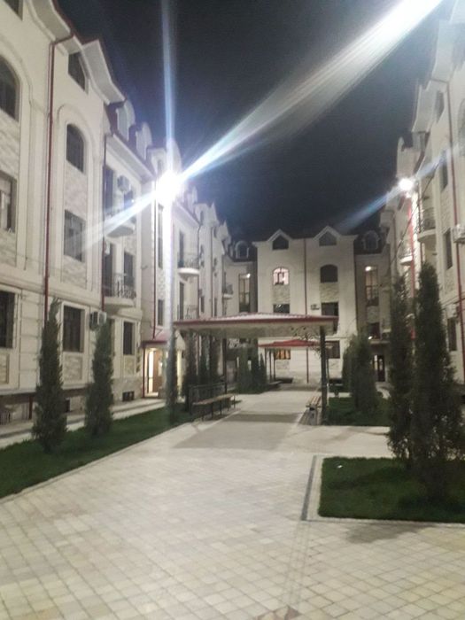 Navastroyka do’m sotiladi 3 xona