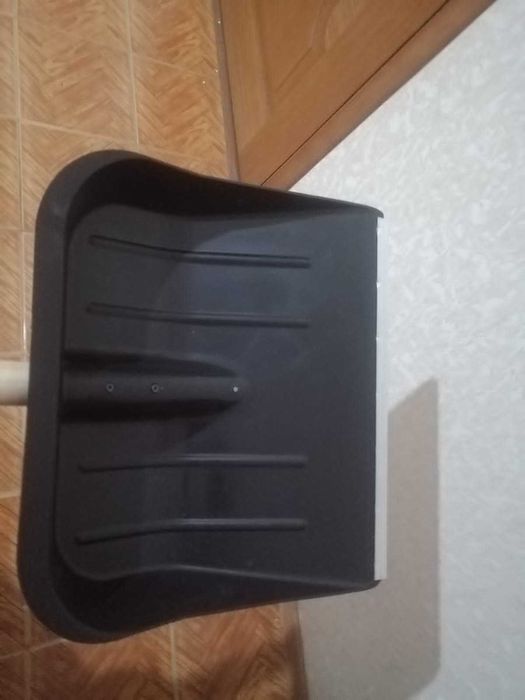 Лопата для снега
