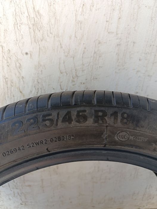 Шины  225/45/R18