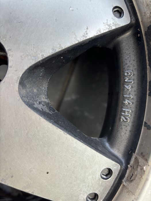 Гуми с джанти за  mitsubishi