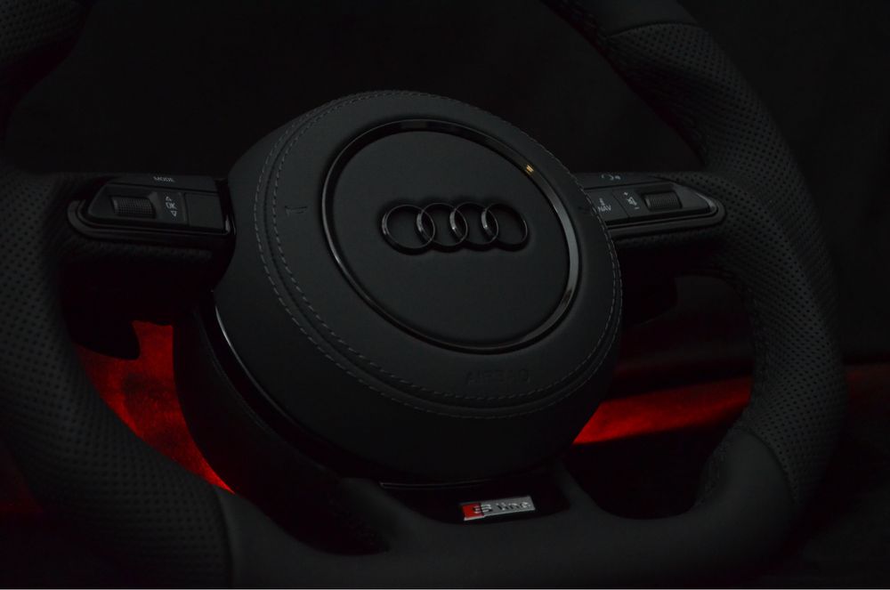 Volan Audi A1/A2/A3/A4/A5/A6/A7/A8/Q3/Q5/A7 etc cu Padele