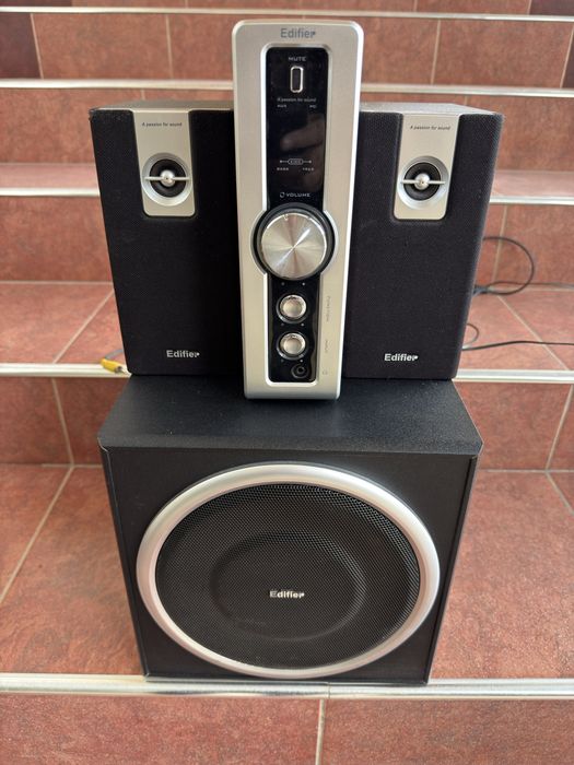 Акустические системы Edifer HCS2330 калонка