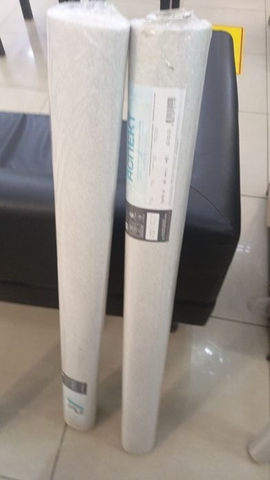 Два рулона обоев однотонных обои