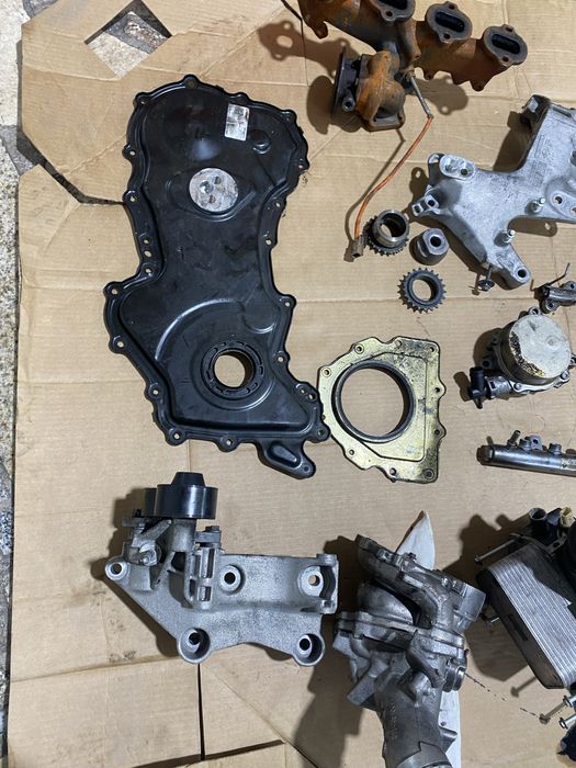 Anexe motor renault 1.6 dci 160cp capac tampon suport galerie pompa