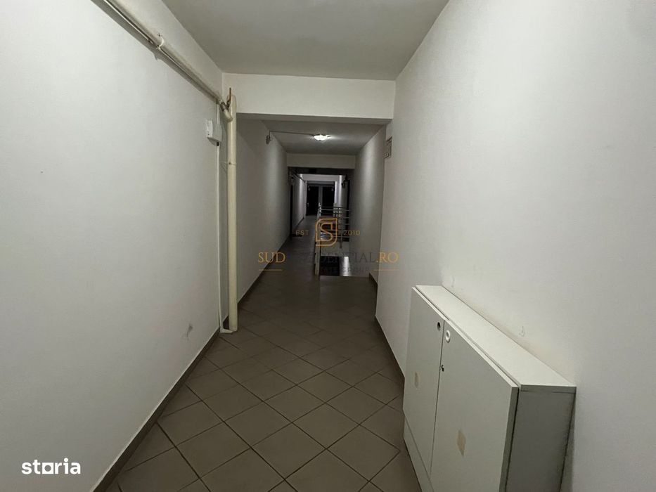 Apartament 3 camere, terasa generoasa, acces metrou Aparatorii Patriei