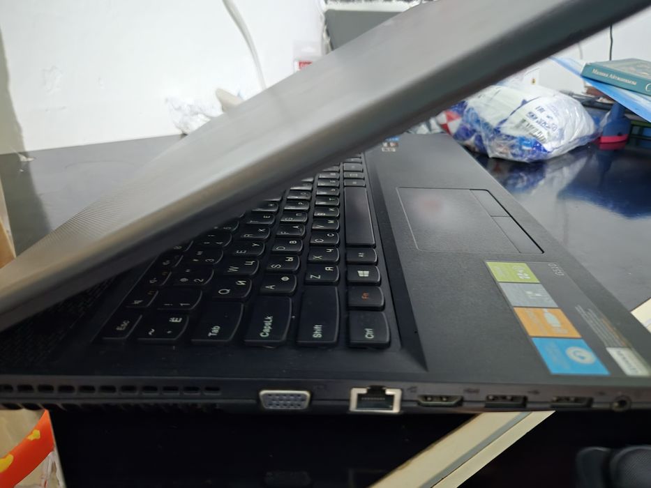 Срочно продаётся ноутбук Lenovo