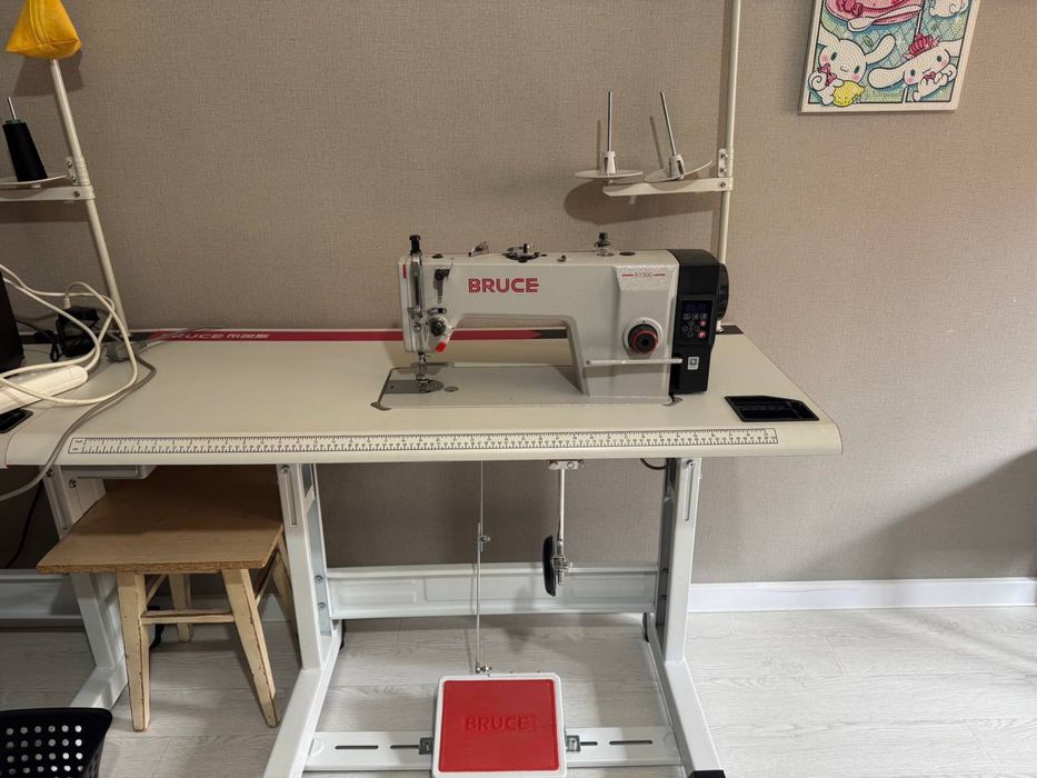 Продам швейную машинку bruce r1000