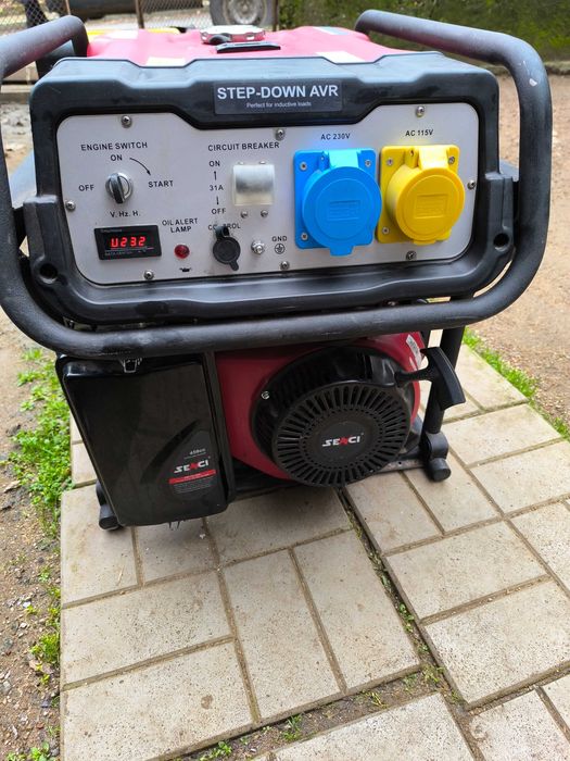 Бензинов Генератор