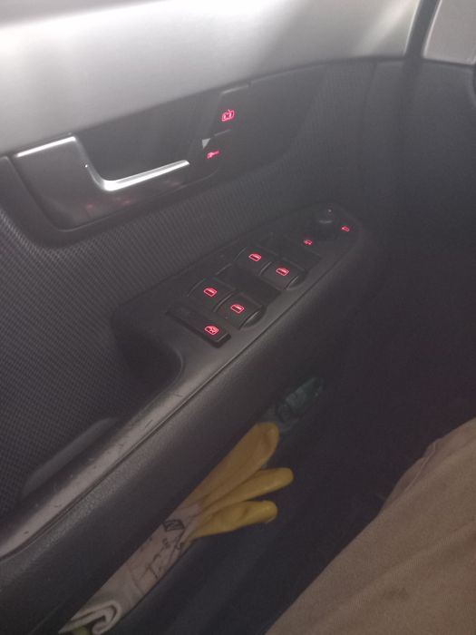 Ауди а4 б7 2006г.2.0.170кс