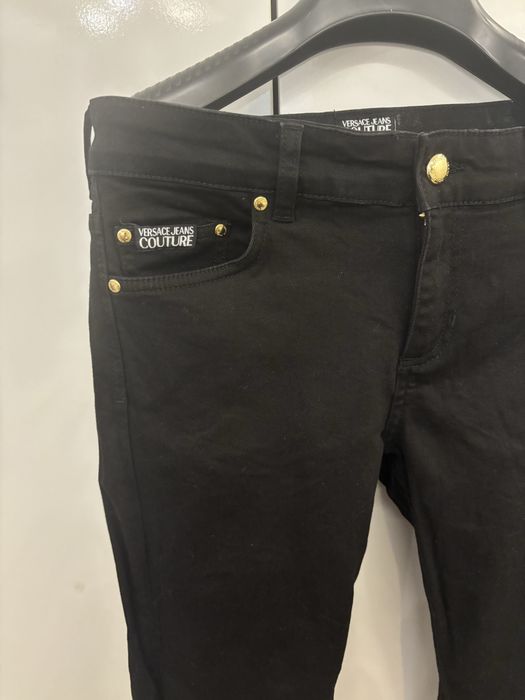 Нови оригинални дънки Versace