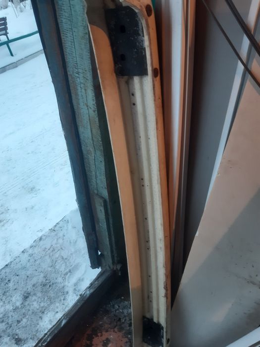 Усилитель Бампера задний BMW e34