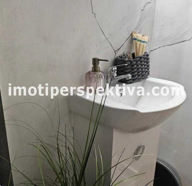 Продава се Двустаен апартамент в Пловдив, Кючук Париж - 63 кв.м за 2105 €/кв.м - Снимка #11