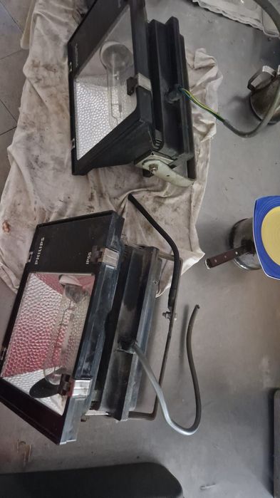 Proiectoare exterioare Philips