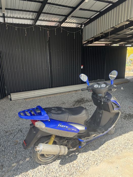 Скутер 150 кубов