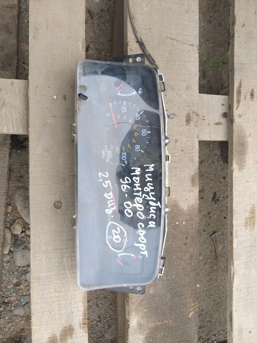 Что приборов Mitsubishi Montero Sport 2.5 дизель американец96-00