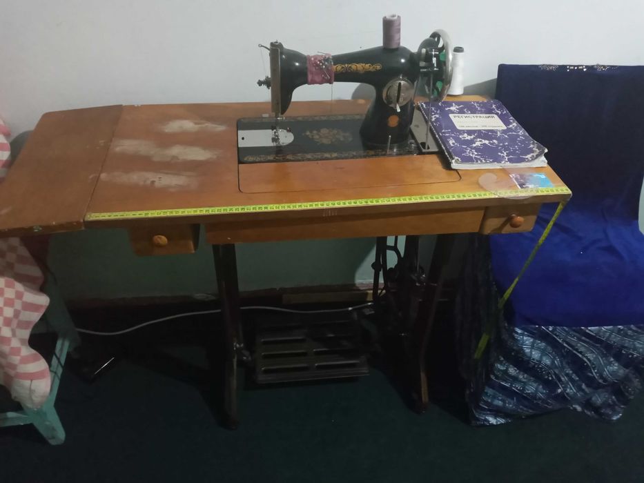 Tikuv mashinka sotiladi