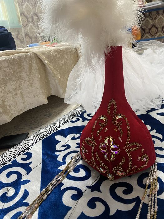 Продам платья на узату!!