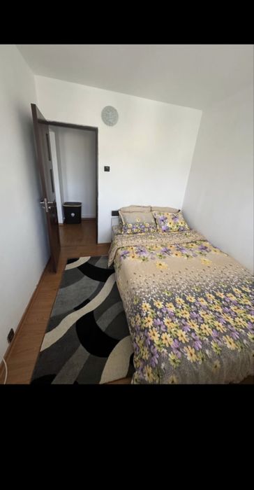 Inchiriez apartament 3 camere