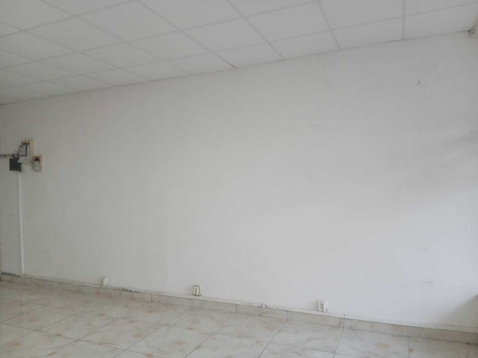 DE INCHIRIAT - Spatiu Comercial 40 mp - Ultra Vizibil - Dragasani