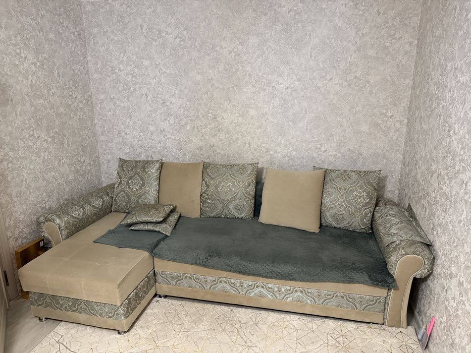 Диван в отличном состоянии