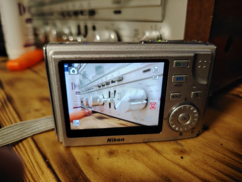 Aparat foto Nikon Coolpix S5