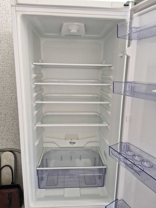 Холодильник Beko