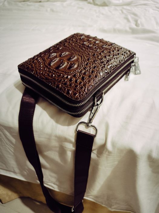 Новая кожаная мужская сумка