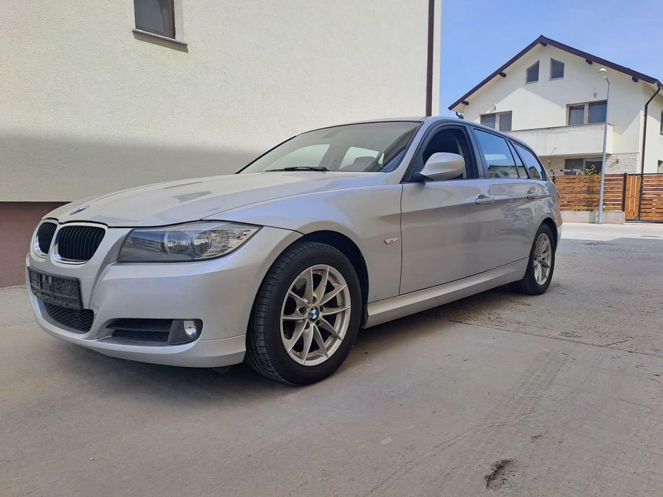 BMW Seria 3 BMW E91 2011 184CP