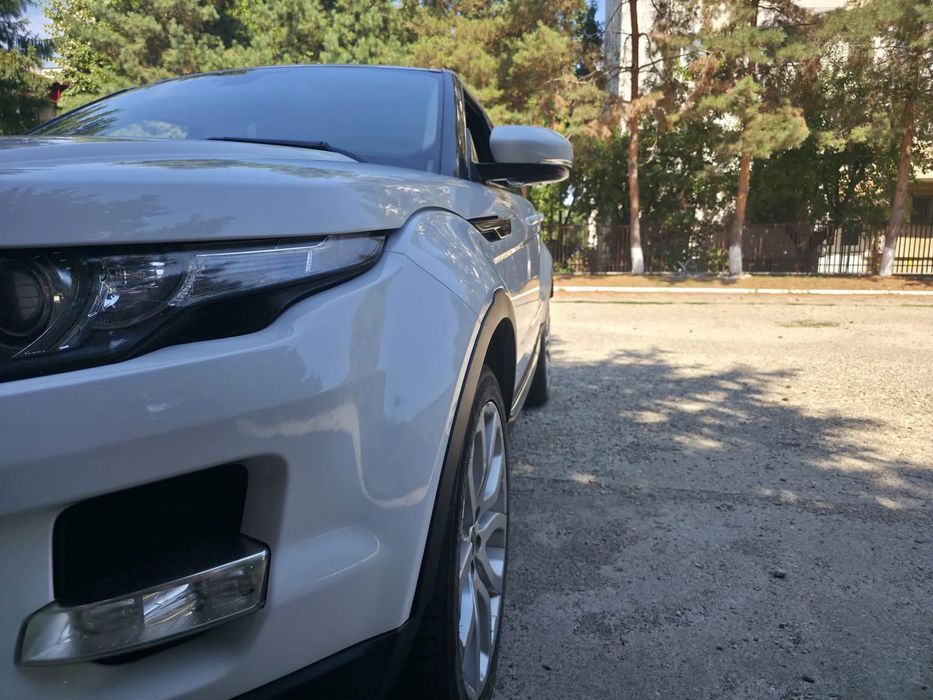 Land Rover Range Rover Evoque 2012 diesel, 8.086 € — imagine 1