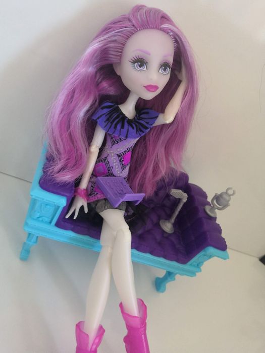 Продам монстр хай Ари