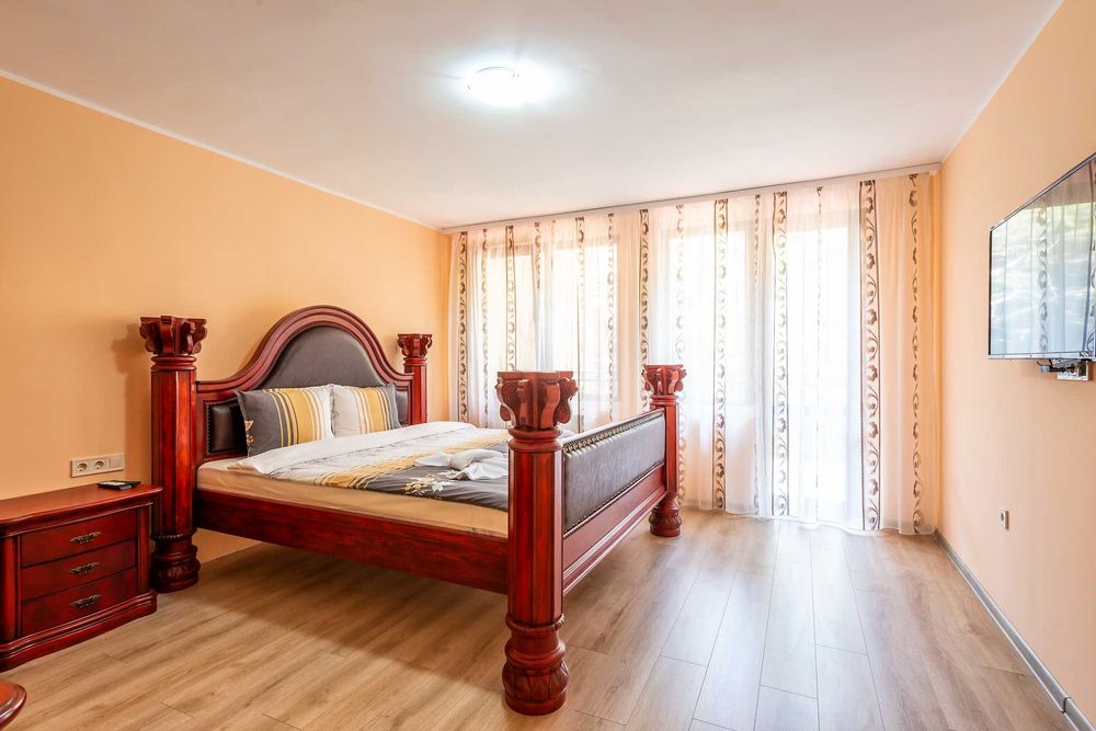 Продава се Хотел в с. Паничище, Област Кюстендил - 2250 кв.м за 1289 €/кв.м - Снимка #12