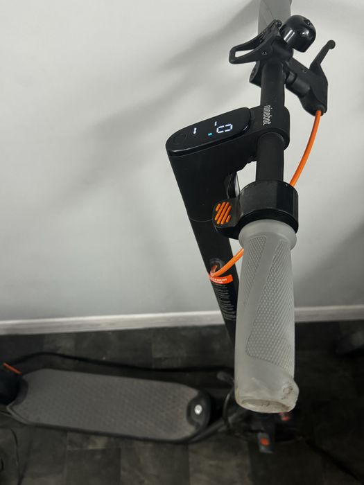 элетросамокат ninebot