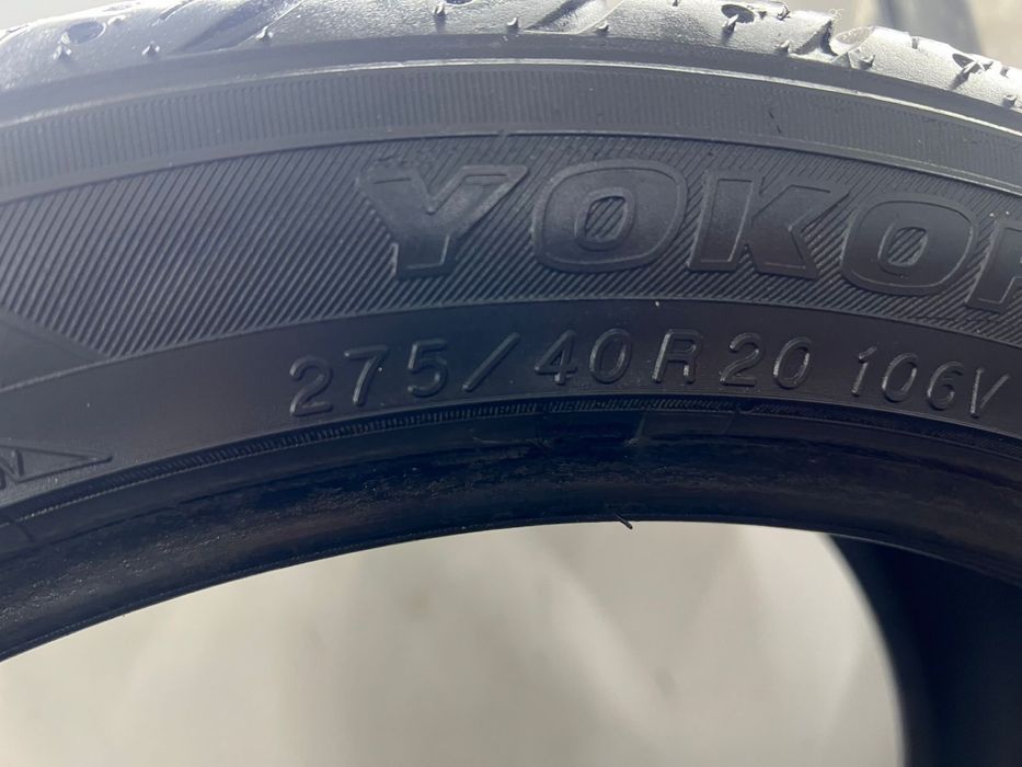 YOKOHAMA 275/40 R20