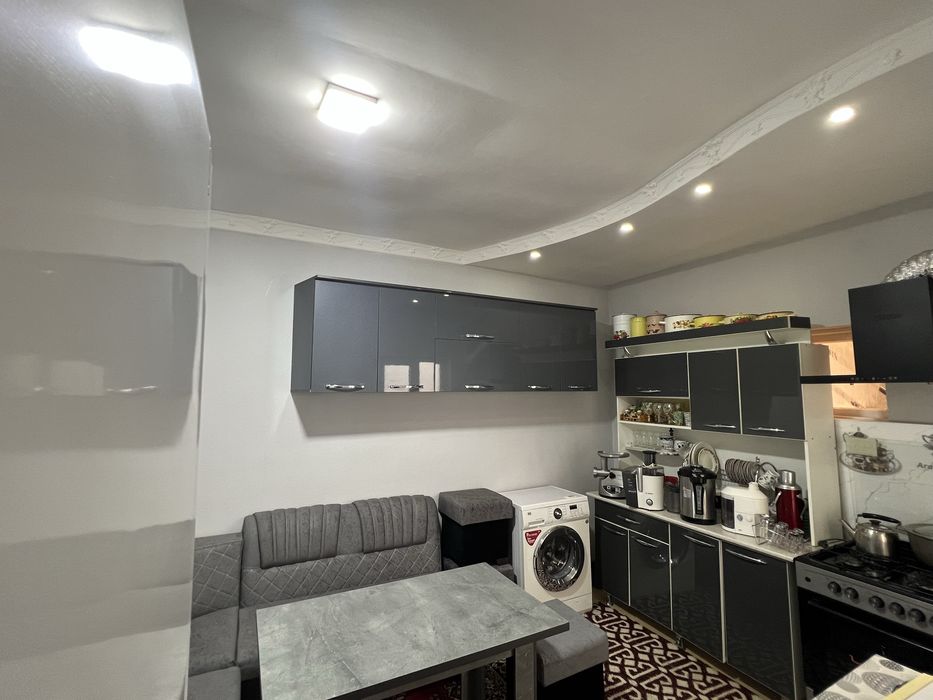 Срочна сотилади.