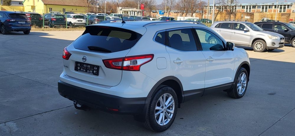 Nissan Qashqai J11 Euro 6 cutie AUTOMATA
