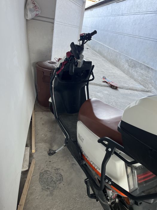 Skuter ideal holadi vapwe zor