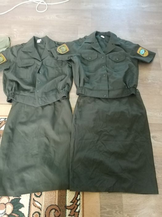 военный одежда 44..46